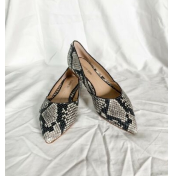 NWOB Gianni Bini Kerritaa Leather Flats - Picture 3 of 7